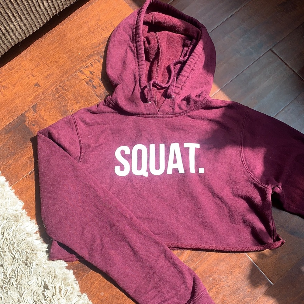 Graphic crop hoodie
